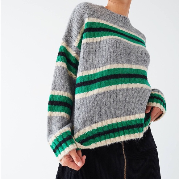 NWT UO Boyfriend Slouchy Striped Oversized Sweater - Picture 6 of 8